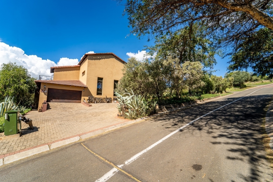 4 Bedroom Property for Sale in Woodland Hills Free State